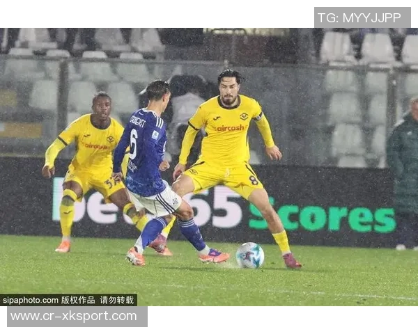 厄兹詹冬窗或离开多特科隆母队表达强烈兴趣