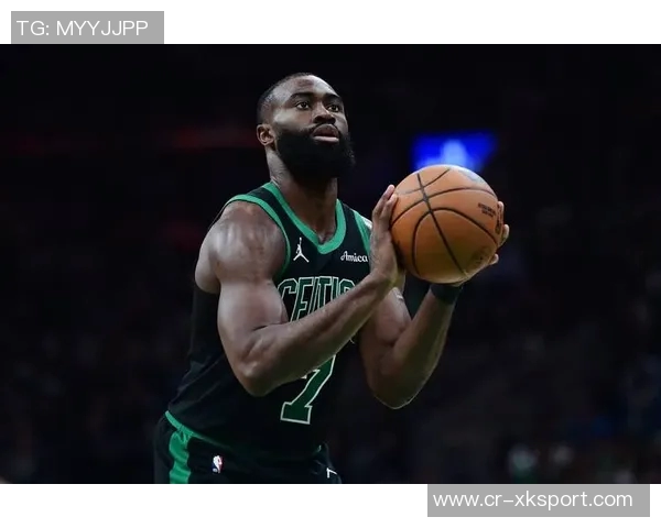 杰伦布朗谈新赛季挑战过去优待已成历史期待全新征程